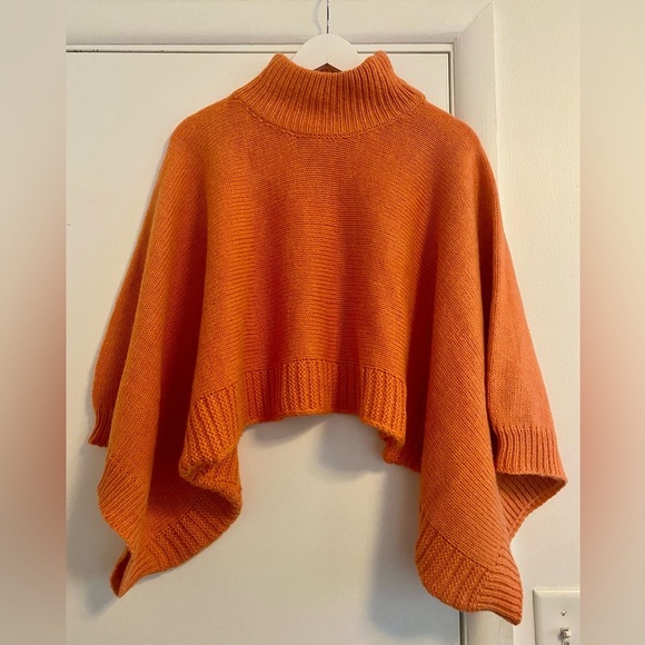 NWT Anthropologie Bishop + Young OLIVIA CROPPED
PONCHO SWEATER XS - Picture 2 of 4